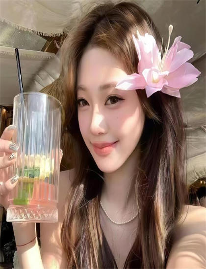 卫视热播：《超级跑车的秘密》幕后故事了解指南：制作背景与趣闻分享